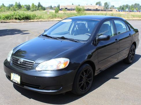 Used 2008 Toyota Corolla LE FWD image 2