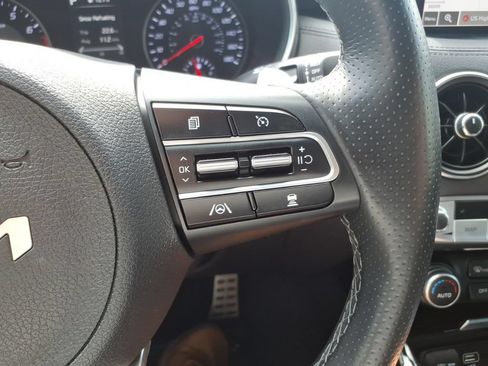 Used 2022 Kia Stinger GT-Line w/ Sun & Sound Package RWD image 21