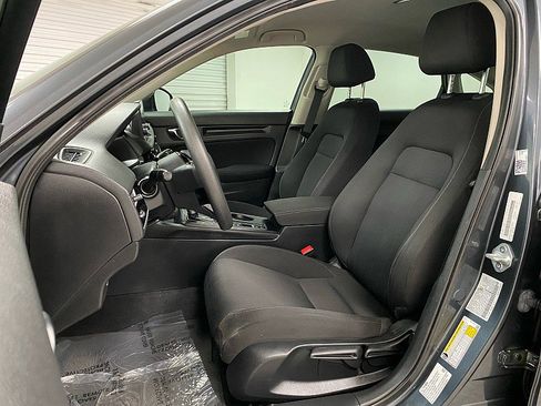 Used 2022 Honda Civic LX image 10