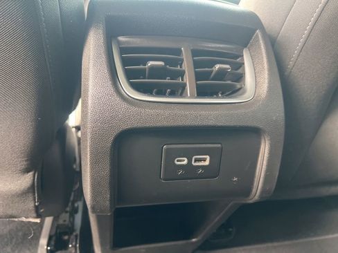 Used 2020 Chevrolet Blazer LT FWD image 32