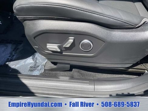 Certified 2026 Hyundai Santa Fe SEL AWD/4WD image 18