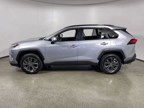 Certified 2023 Toyota RAV4 XLE Premium AWD/4WD image 6