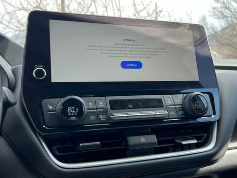 Used 2025 Toyota Grand Highlander XLE image 32