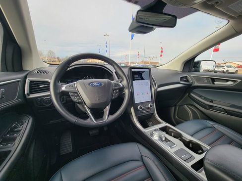Used 2023 Ford Edge SEL w/ Sport Appearance Package image 27