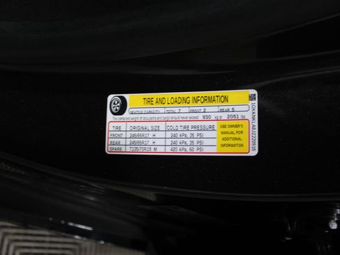 Used 2018 GMC Acadia SLE image 41