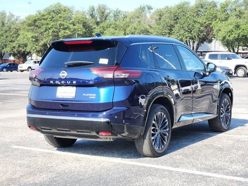 Used 2025 Nissan Rogue Platinum AWD/4WD image 4