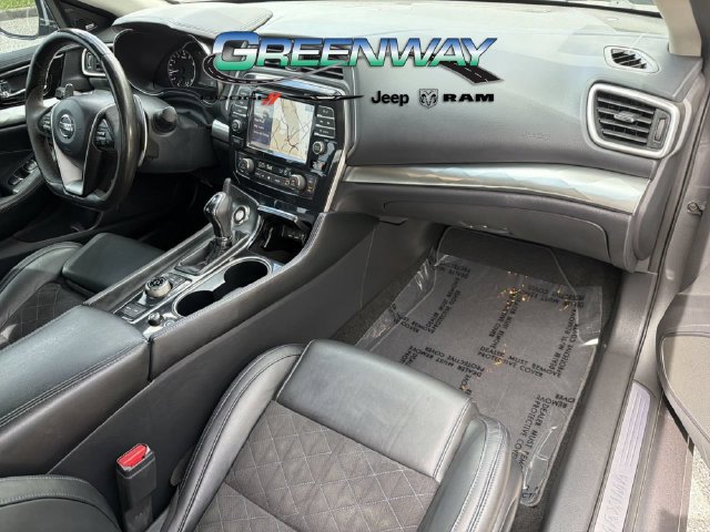 Used 2017 Nissan Maxima SR w/ Midnight Edition FWD image 9