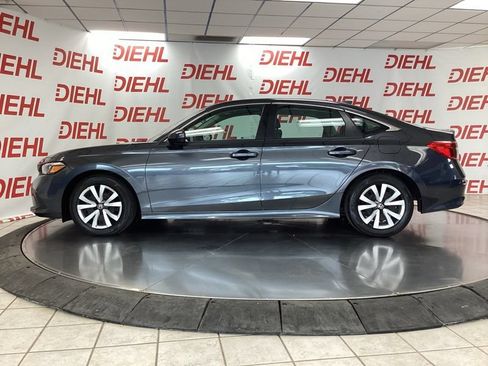 Used 2024 Honda Civic LX image 4