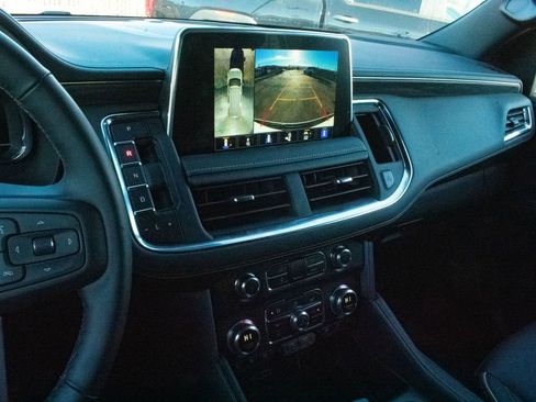 Certified 2024 GMC Yukon SLT w/ SLT Luxury Package image 21