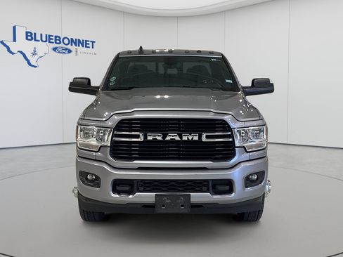 Used 2019 RAM 3500 Lone Star AWD/4WD image 2