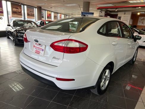 Used 2018 Ford Fiesta SE image 7