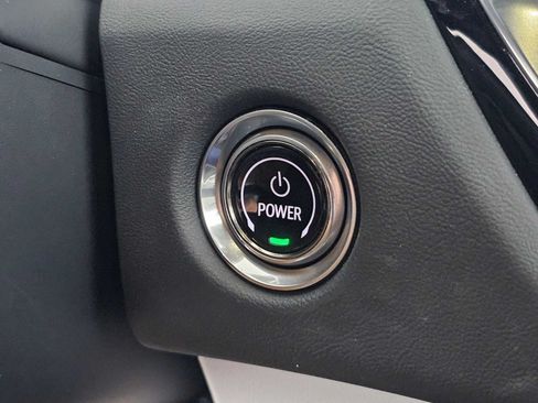 Used 2025 Cadillac Lyriq Luxury AWD/4WD image 32