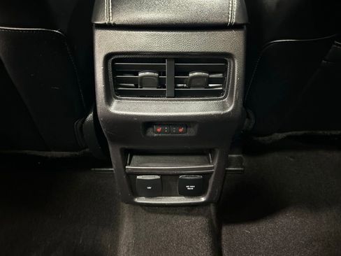Used 2019 Ford Edge ST w/ Equipment Group 401A AWD/4WD image 25