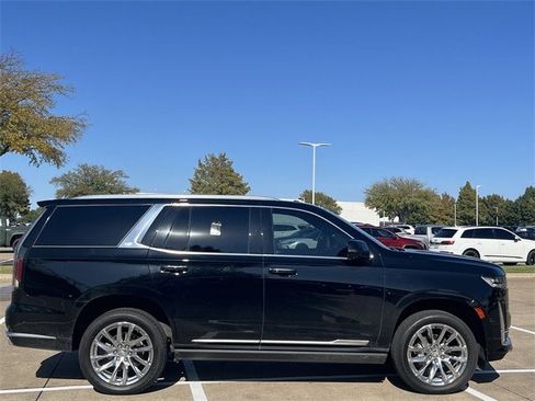 Used 2022 Cadillac Escalade Premium Luxury Platinum image 3