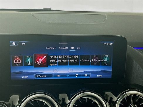 New 2026 Mercedes-Benz GLA 250 GLA 250 image 14