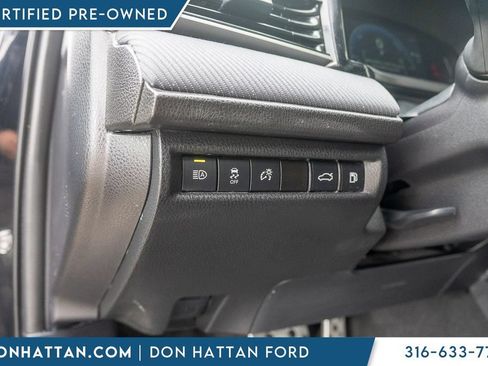 Used 2025 Toyota Camry SE FWD image 16