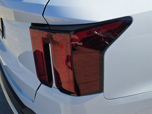 New 2026 Kia Sorento S image 11