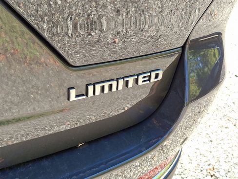 New 2025 Jeep Grand Cherokee Limited image 19