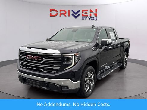 Used 2024 GMC Sierra 1500 SLT w/ SLT Premium Plus Package AWD/4WD image 1