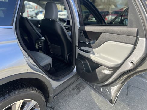 Used 2021 Lincoln Corsair Reserve w/ Elements Package image 11