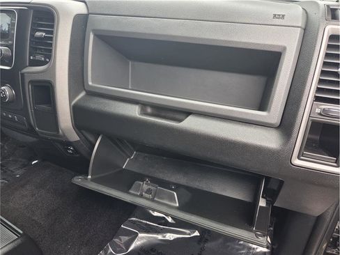 Used 2017 RAM 2500 Tradesman w/ Chrome Appearance Group RWD image 43