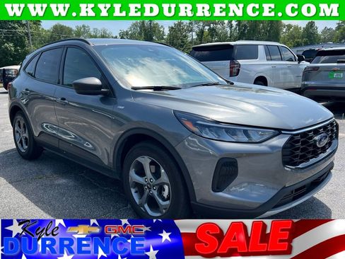 Used 2025 Ford Escape ST-Line FWD image 1