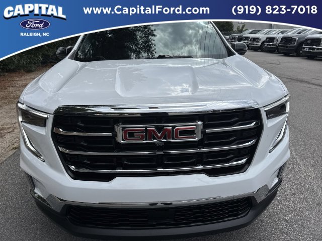 Used 2026 GMC Acadia Elevation w/ Elevation Premium Package FWD image 10