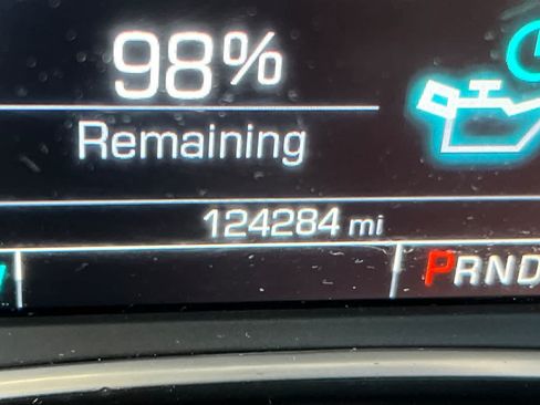 Used 2018 Chevrolet Malibu LT FWD image 28