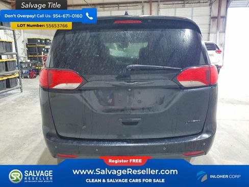 Used 2018 Chrysler Pacifica Limited w/ Advanced Safetytec Group FWD image 8