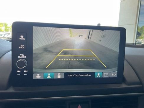 Certified 2025 Honda Pilot EX-L image 15