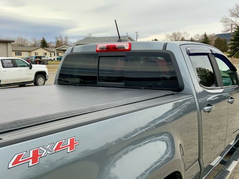 Used 2019 Chevrolet Colorado LT w/ LT Convenience Package image 9