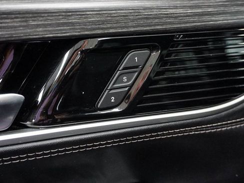 Used 2023 Jeep Wagoneer Series II image 14