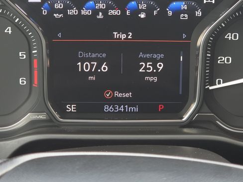 Used 2021 GMC Sierra 1500 AT4 w/ AT4 Premium Package AWD/4WD image 17