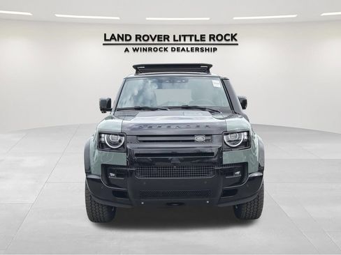 New 2026 Land Rover Defender 110 Trophy Edition AWD/4WD image 8
