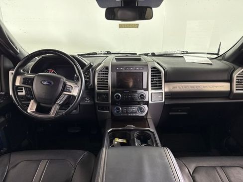 Used 2017 Ford F250 Platinum w/ Platinum Ultimate Package image 16