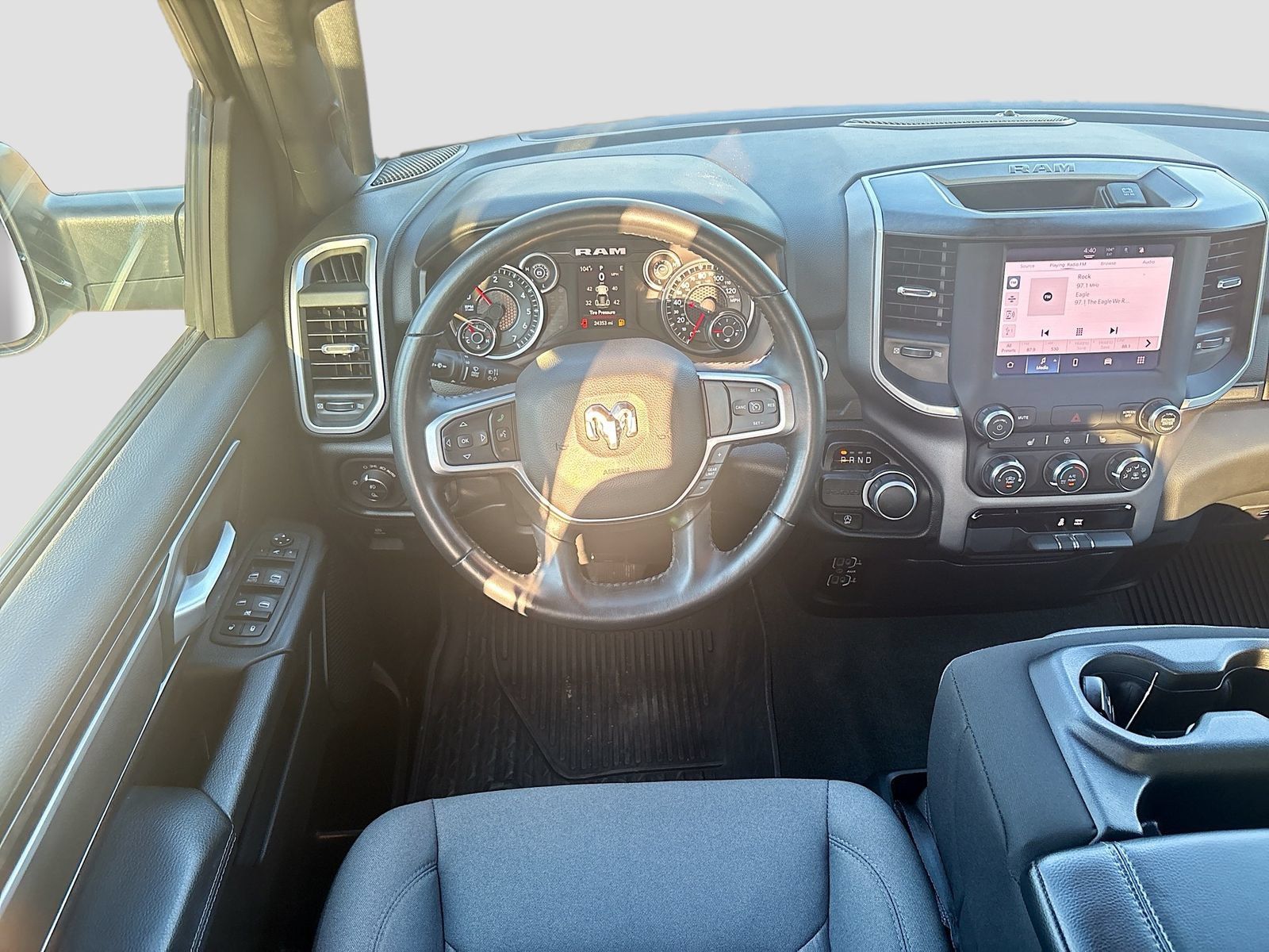 Used 2023 RAM 1500 Big Horn RWD image 21