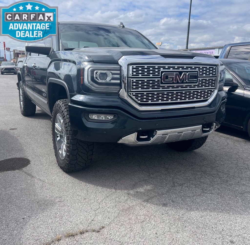 Used 2018 GMC Sierra 1500 Denali w/ Denali Ultimate Package AWD/4WD image 1
