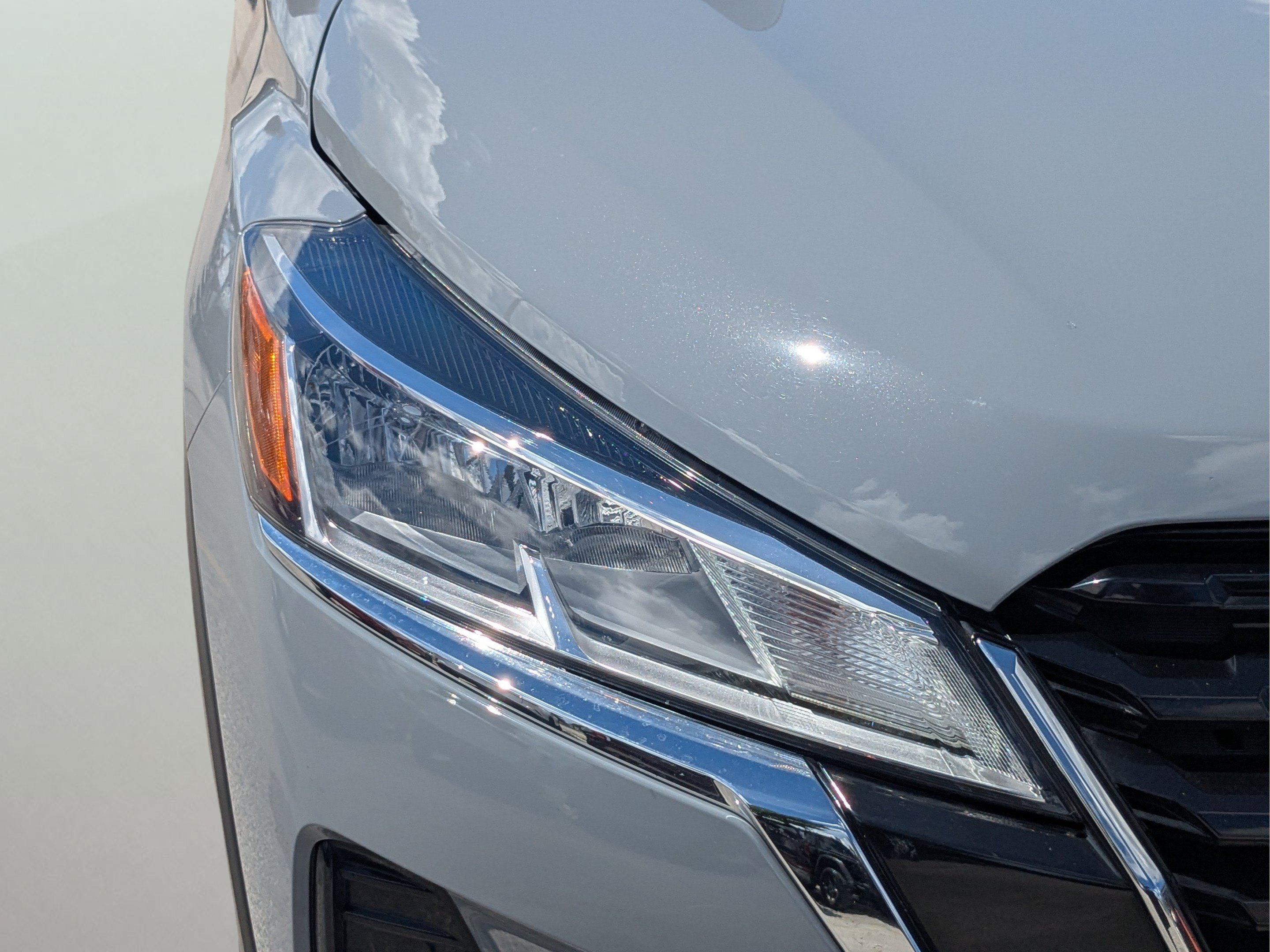 Used 2023 Nissan Kicks SV FWD image 28