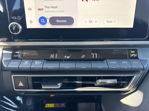 Used 2026 Toyota Camry LE image 17