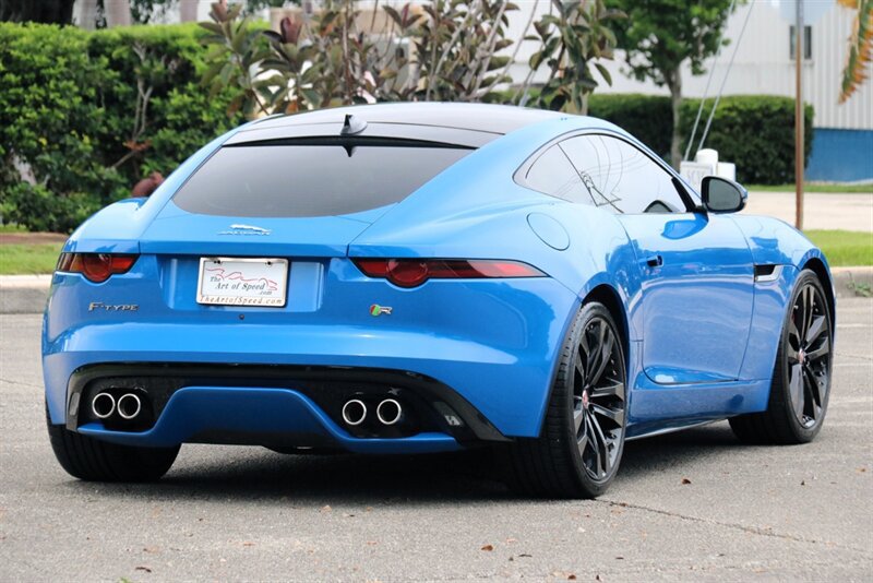 Used 2019 Jaguar F-TYPE R AWD/4WD image 13