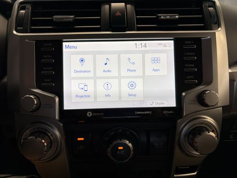 Certified 2020 Toyota 4Runner SR5 AWD/4WD image 14