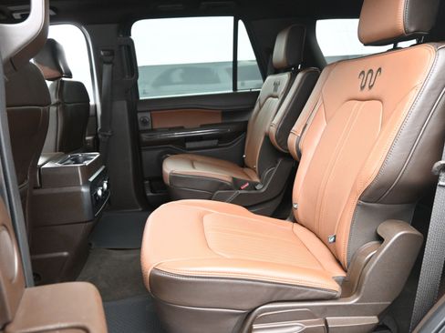 Used 2023 Ford Expedition King Ranch image 16