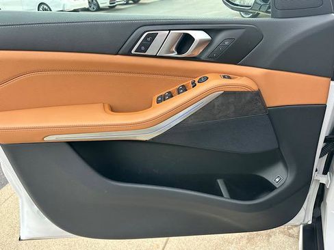 Certified 2022 BMW X5 xDrive45e image 19