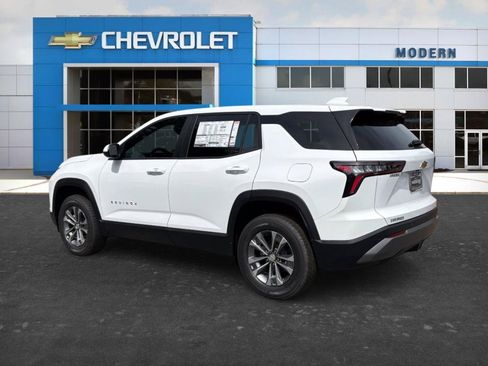New 2026 Chevrolet Equinox LT FWD image 3