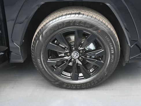 Certified 2026 Toyota RAV4 SE w/ Convenience Package AWD/4WD image 40