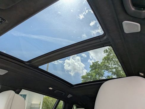 Used 2023 BMW ALPINA XB7 image 17