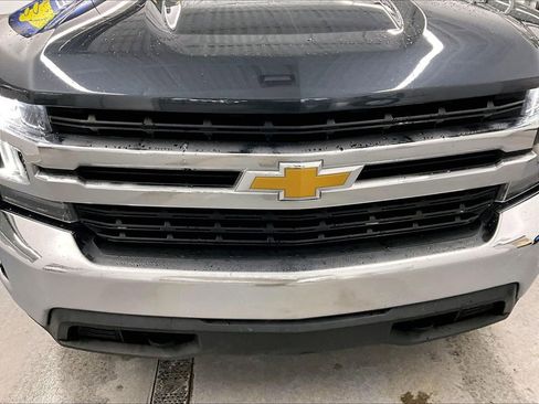 Used 2021 Chevrolet Silverado 1500 LT AWD/4WD image 30