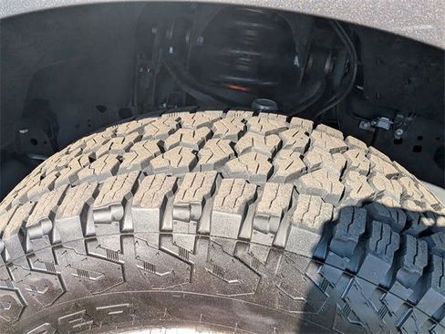 Used 2023 Ford F150 Raptor image 11