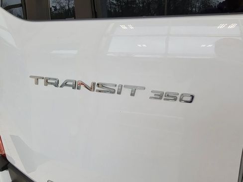 Used 2023 Ford Transit 350 XLT image 10