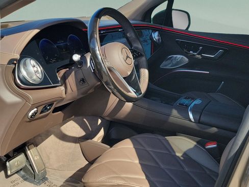 Used 2024 Mercedes-Benz Maybach EQS 680 4MATIC image 22